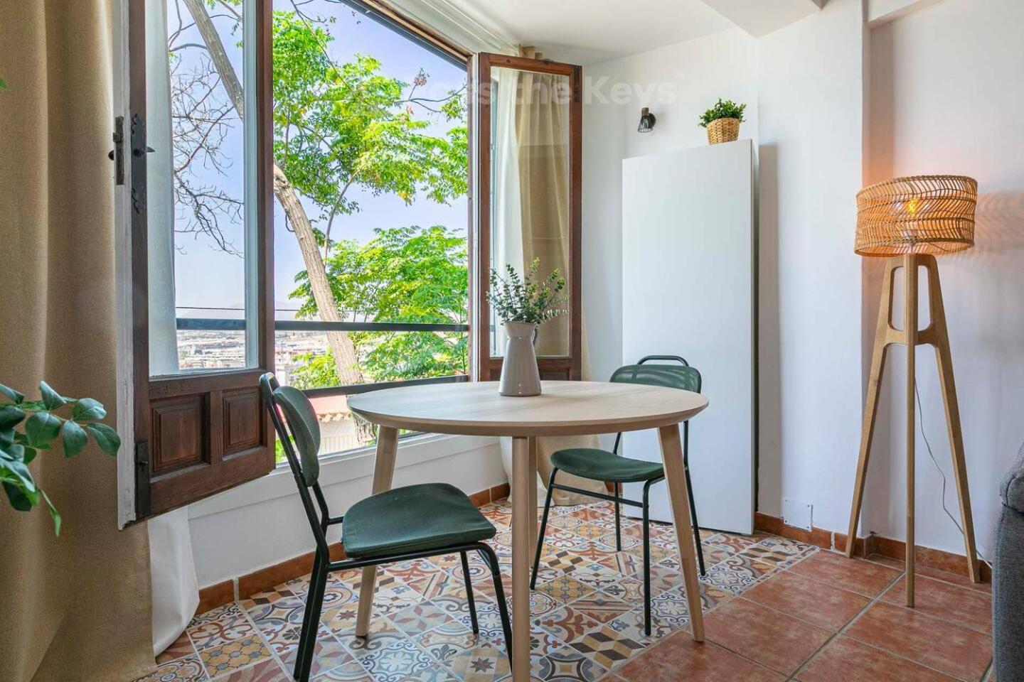 Apartamento Pass The Keys Cozy In Heart Of Nueva Andalucia Marbella
